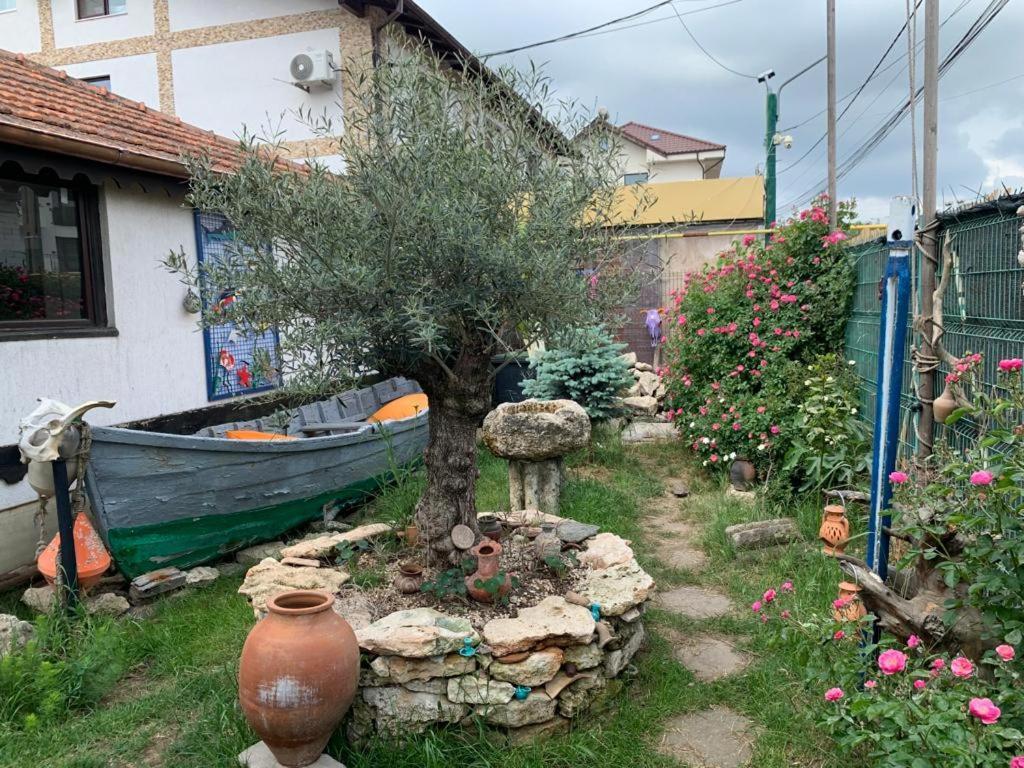 La Doi Pasi De Mare Hotel Vama Veche Bagian luar foto